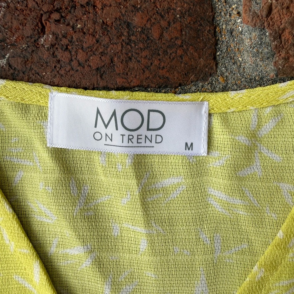Mod Yellow Patterned Tank Top - image 3